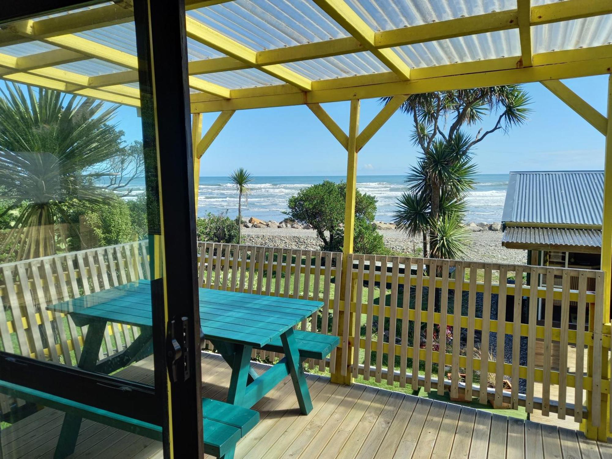 Punakaiki Beach Hostel Екстериор снимка