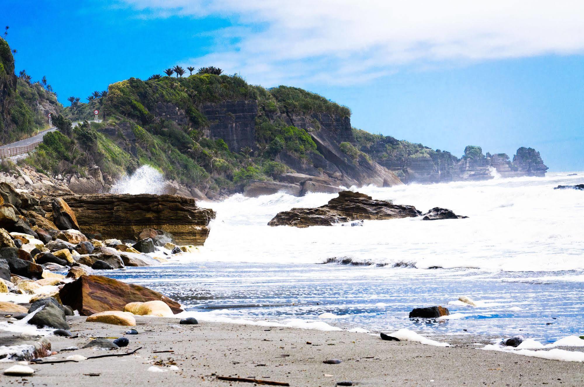 Punakaiki Beach Hostel Екстериор снимка